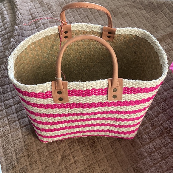 💕 Mar Y Sol Pink Sahara Tote 💕 - Picture 7 of 8